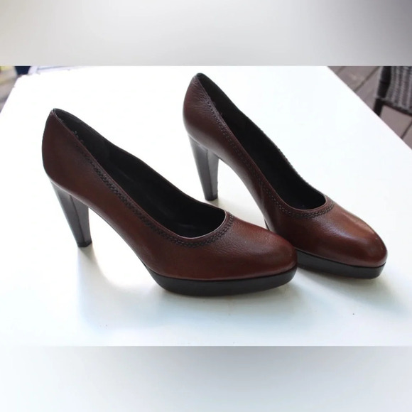 Stuart Weitzman platforms - Picture 5 of 10